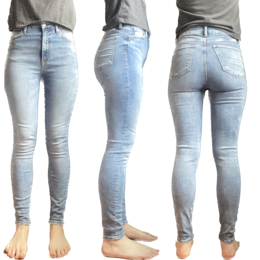 Size 4 women’s super skinny jeans